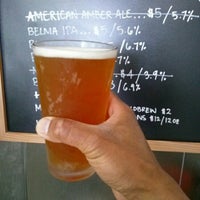 6/28/2014 tarihinde Beer J.ziyaretçi tarafından Burdick Brewery'de çekilen fotoğraf