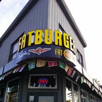 Photo taken at Fatburger by Beer J. on 5/12/2014