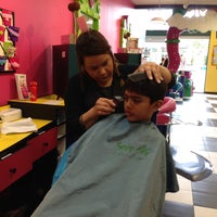 Photo taken at Snip-its Haircuts for Kids by Dar M. on 4/14/2013
