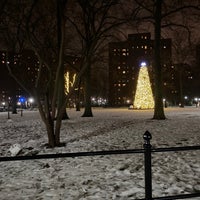 Photo taken at Stuyvesant Oval by Max S. on 12/22/2020