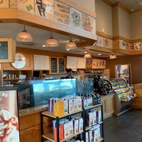 Photo taken at The Coffee Bean &amp;amp; Tea Leaf by Max S. on 1/14/2020