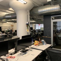 3/6/2020 tarihinde Max S.ziyaretçi tarafından Foursquare HQ'de çekilen fotoğraf