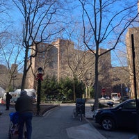 Photo taken at Stuyvesant Oval by Max S. on 12/26/2020