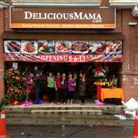 รูปภาพถ่ายที่ DeliciousMama Cafe โดย eRiCa N. เมื่อ 6/11/2013