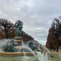 Photo taken at Jardin des Grands Explorateurs Marco Polo et Cavelier-de-la-Salle by jp f. on 10/31/2021