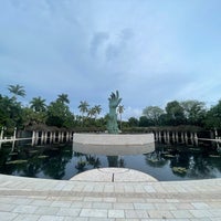 5/3/2022 tarihinde jp f.ziyaretçi tarafından Holocaust Memorial of the Greater Miami Jewish Federation'de çekilen fotoğraf
