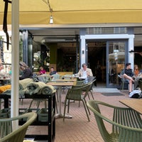 Foto tirada no(a) Cafe de Blonde Pater por Onur G. em 5/12/2022