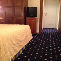 Das Foto wurde bei Hotel Napoleon Roma von Pierangelo R. am 2/26/2014 aufgenommen