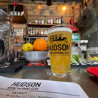 Foto diambil di Hudson Brewing Company oleh Tokuyuki K. pada 10/28/2023