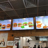 6/2/2018 tarihinde Andrew N.ziyaretçi tarafından BurgerFi'de çekilen fotoğraf