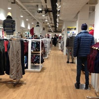 Photo taken at Uniqlo by Kentucky92 Q. on 12/1/2012