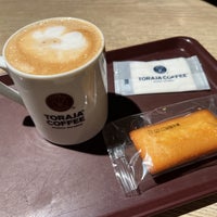 Photo taken at TORAJA COFFEE by shinoi on 4/15/2022