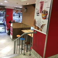 Photo taken at KFC by João Luiz F. on 6/7/2016