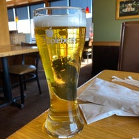 Photo taken at Applebee&amp;#39;s Grill + Bar by Aaron P. on 3/21/2022