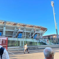 รูปภาพถ่ายที่ Orogel Stadium Dino Manuzzi โดย Mario B. เมื่อ 7/30/2022
