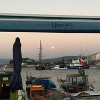 Photo taken at Yengeç Restaurant by Gülçin H. on 7/19/2016