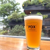 Photo taken at PDX TAPROOM by ぽんりー on 7/3/2022