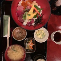 Photo taken at Tsukiji Tuna by Tom N. on 8/20/2019