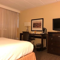 Photo taken at Holiday Inn St. Louis - Forest Park by Tom N. on 7/11/2018