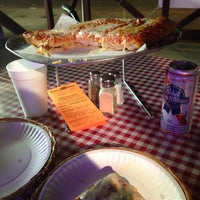 Foto tirada no(a) Mike&amp;#39;s Stone Baked Pizza por itsluke em 10/27/2012