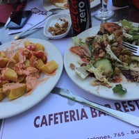 Das Foto wurde bei Restaurante Jardín von Josh™ ↙ am 5/9/2014 aufgenommen