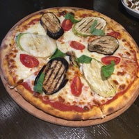 Photo taken at Pizzeria La Vista by Orkun E. on 12/5/2018