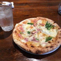 Photo taken at Pizzeria Bar D&amp;#39;Oro Kanda by Hiraku on 4/27/2018