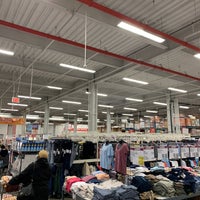 Photo taken at BJ&amp;#39;s Wholesale Club by Beebee on 4/4/2020