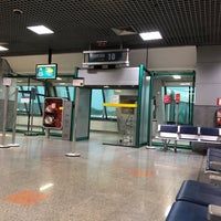 Photo taken at Portão / Gate 10 by LPD J. on 7/8/2019