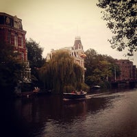 Photo taken at Singelgracht by picoesquina on 8/8/2014
