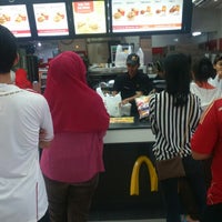 Photo taken at McDonald&#39;s by Mahendra Y. on 1/18/2015