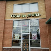 Photo taken at Tous les Jours by Mahendra Y. on 3/2/2017