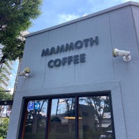 Photo taken at MAMMOTH COFFEE by Toshihiko S. on 7/21/2021