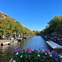 Photo taken at Keizersgracht by Steven A. on 9/6/2023