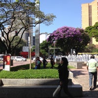 Photo taken at Praça Diogo de Vasconcelos (Praça da Savassi) by Dfuure vode E. on 4/30/2013