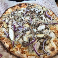 Photo taken at Mod Pizza by Kody Y. on 12/19/2016