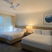 Foto tomada en Parrot Key Hotel &amp;amp; Resort  por Vonatron L. el 4/30/2021