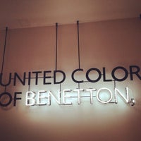 Photo taken at United Colors of Benetton by Александр Л. on 8/28/2014