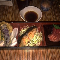 Photo taken at Gyotaku Japanese Restaurant - Niu Valley by Adrienne N. on 5/29/2017