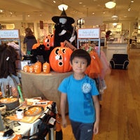 Pottery Barn Kids 111 Visitors