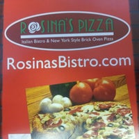 Foto diambil di Rosinas Pizza &amp;amp; Italian Bistro oleh Jaboo J. pada 1/3/2013