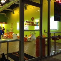 Photo taken at Orange Leaf Frozen Yogurt by Shawn B. on 11/11/2012