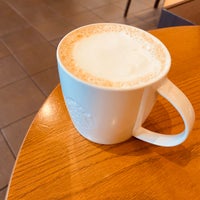Photo taken at Starbucks by nilab on 12/22/2019