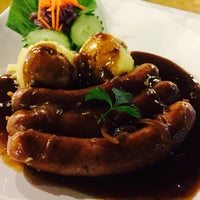 Das Foto wurde bei German Sausage House von Wen Wen C. am 7/24/2015 aufgenommen