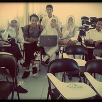 Review STIKes YARSI MATARAM