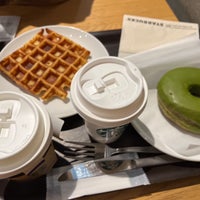 Photo taken at Starbucks by Masayukin G. on 1/21/2023