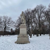 Photo taken at Alexander Hamilton Statue by Cs_travels on 2/12/2021