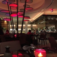 Photo taken at Blade Sushi Lounge @ Fontainebleau by Violet B. on 4/6/2016