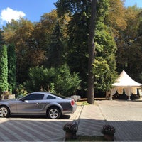 8/25/2015 tarihinde Алина П.ziyaretçi tarafından Замок Лева'de çekilen fotoğraf