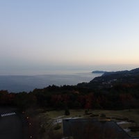 Foto tirada no(a) Hilton Odawara Resort &amp;amp; Spa por Tomoyuki N. em 12/2/2017